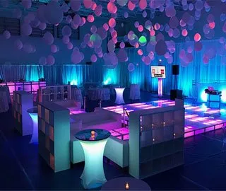 Disco Mobile Québec – DJ pour événements corporatifs et soirées d’entreprise